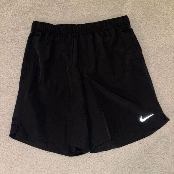 Nike Dri-Fit Men’s Lightweight Shorts Solid Black Size Large EUC - Picture 1 of 10